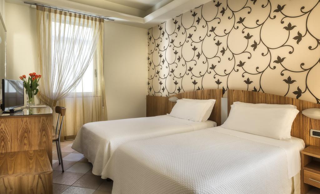 Acasamia Welchome Hotel Rimini Dış mekan fotoğraf