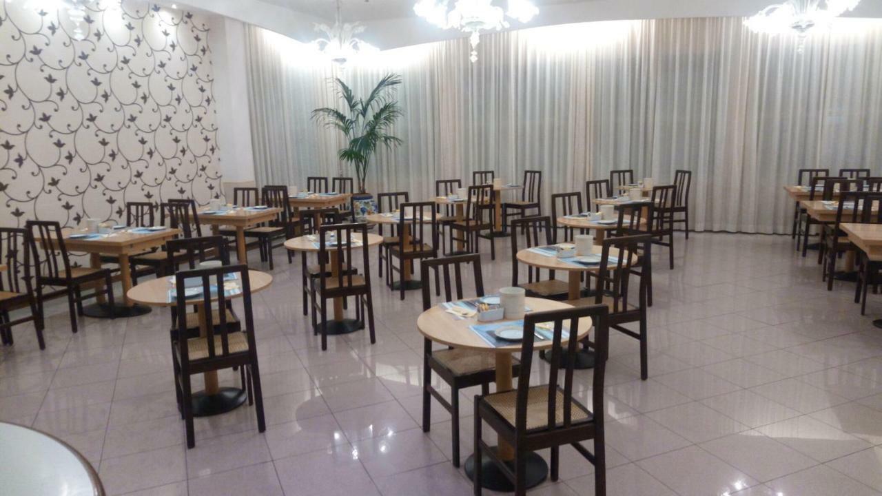 Acasamia Welchome Hotel Rimini Dış mekan fotoğraf